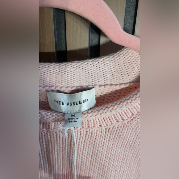 NWT Free Assembly Cotton
Saddle Shoulder Sweater Sz M - Picture 5 of 7